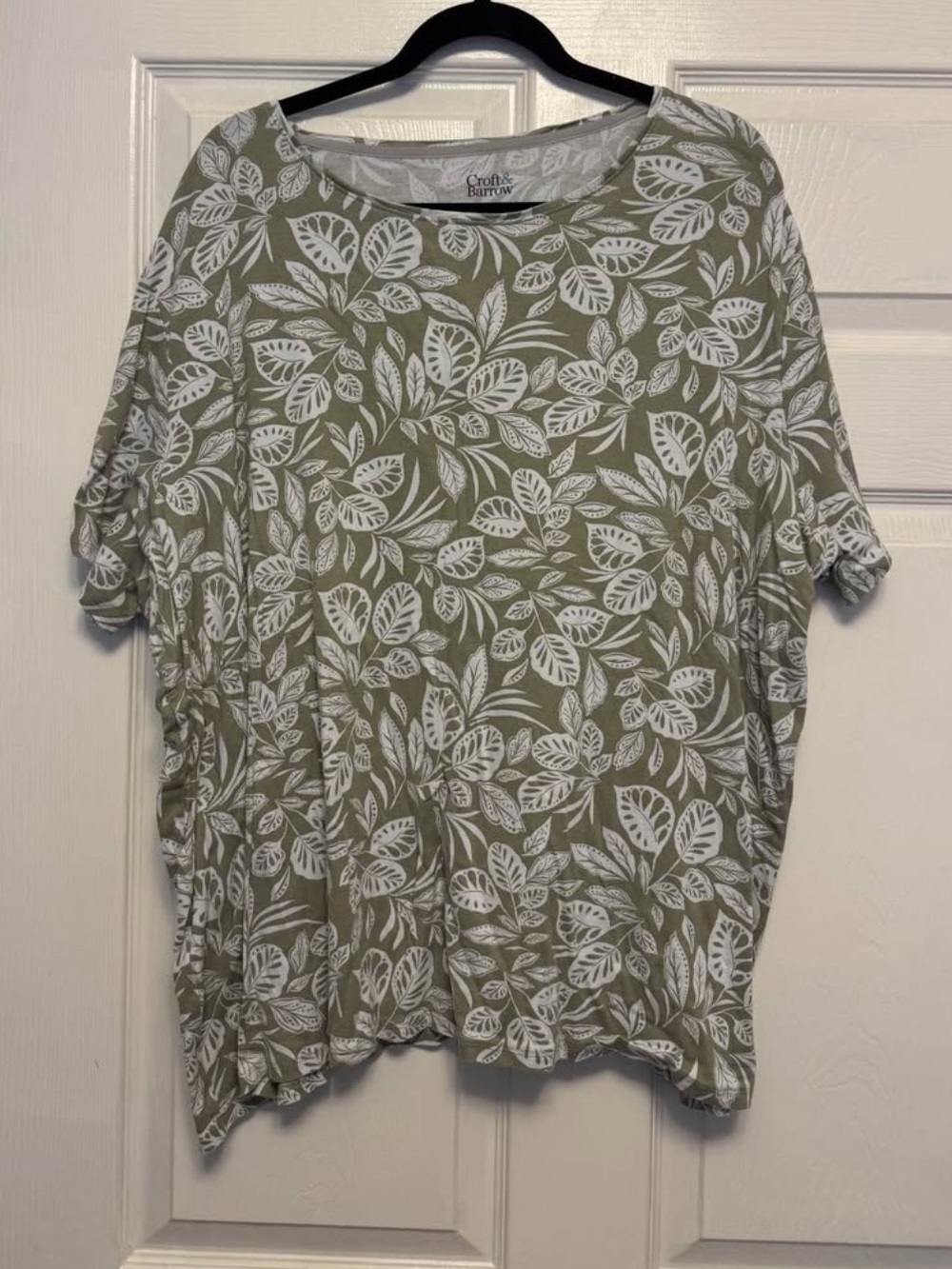 croft & barrow Olive Leaf Print Short Sleeve Tee